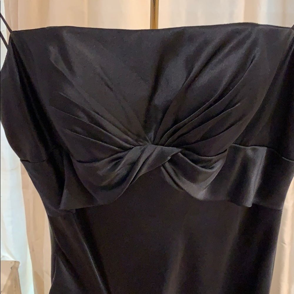 Dress - Picture 2 of 8